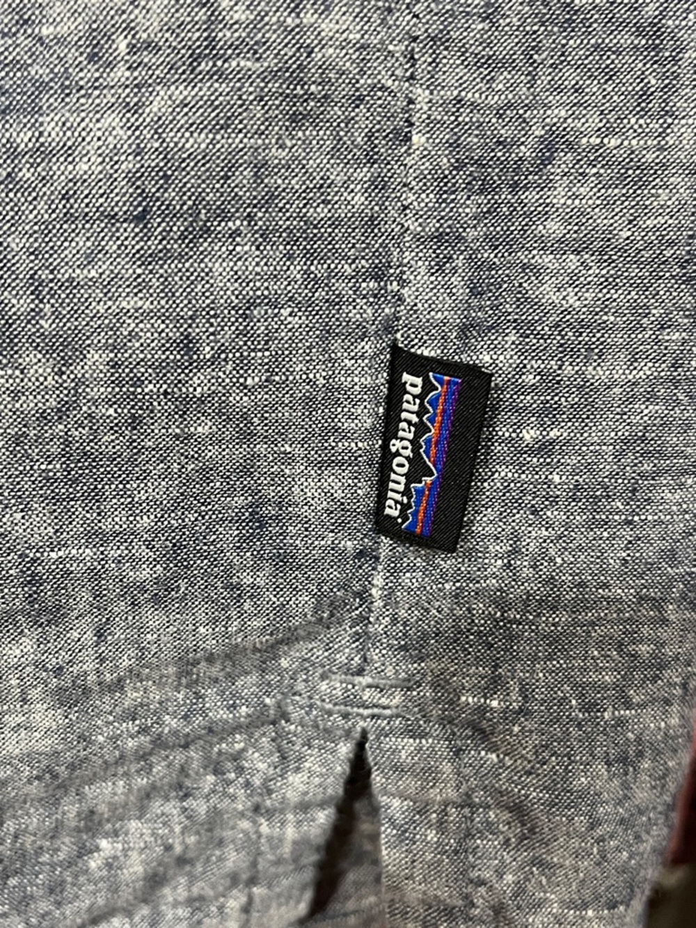 Patagonia Men’s Button-Down Shirt size medium - Picture 5 of 8